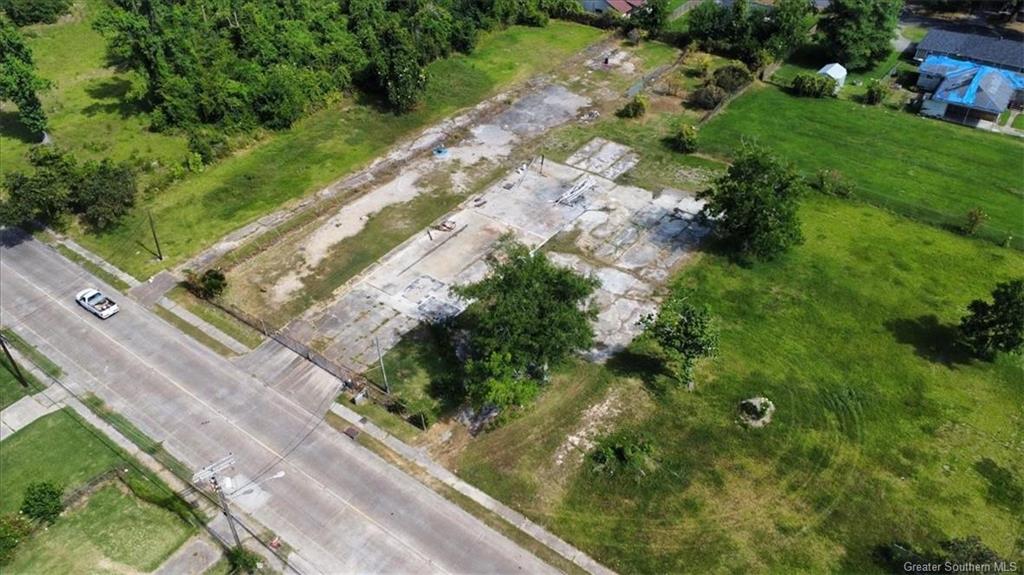 2402 Moeling St, Lake Charles, LA 70601