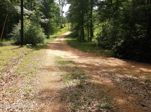 1090 Moak Road, Summit, MS, 39666 | Card Image