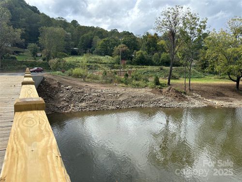 4-4 Highland Avenue Ext, Spruce Pine, NC, 28777-8110 | Card Image