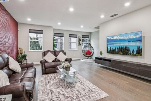 3130 Aran Way, Dublin, CA, 94568-4279 | Card Image