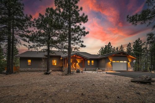 522 Nighthawk, Portola, CA, 96122 | Card Image