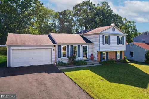 13005 Golden Oak Dr, LAUREL, MD, 20708-2331 | Card Image