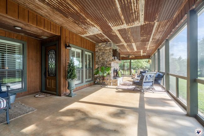 5688 Texas Highway 8, House other with 3 bedrooms, 2 bathrooms and null parking in Linden TX | Image 4