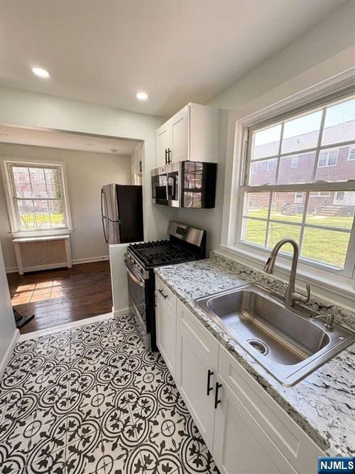 293 Elmwood Ave, Maplewood, NJ, 07040-1908 | Card Image