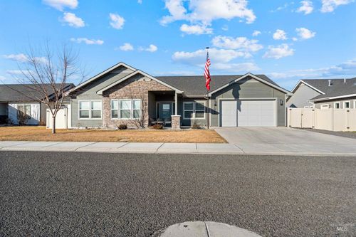 1005 Kenbrook Loop, Twin Falls, ID, 83301-4892 | Card Image