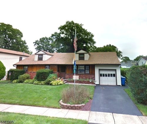 14 Chase Ave, Avenel, NJ, 07001-1403 | Card Image