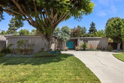 17881 Arbolada, Tustin, CA, 92780 | Card Image