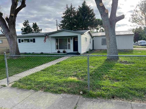 317 Baker Dr, Mountain Home, ID, 83647-2309 | Card Image