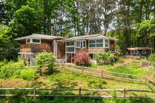 9 Busdick Dr, Kittery, ME, 03904-1104 | Card Image