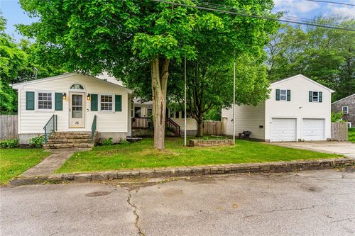 16 Spectacle Ave, Warwick, RI, 02888-3514 | Card Image