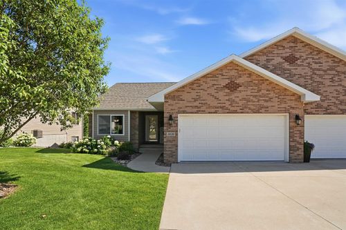 2020 Erik Road, Cedar Falls, IA, 50613 | Card Image
