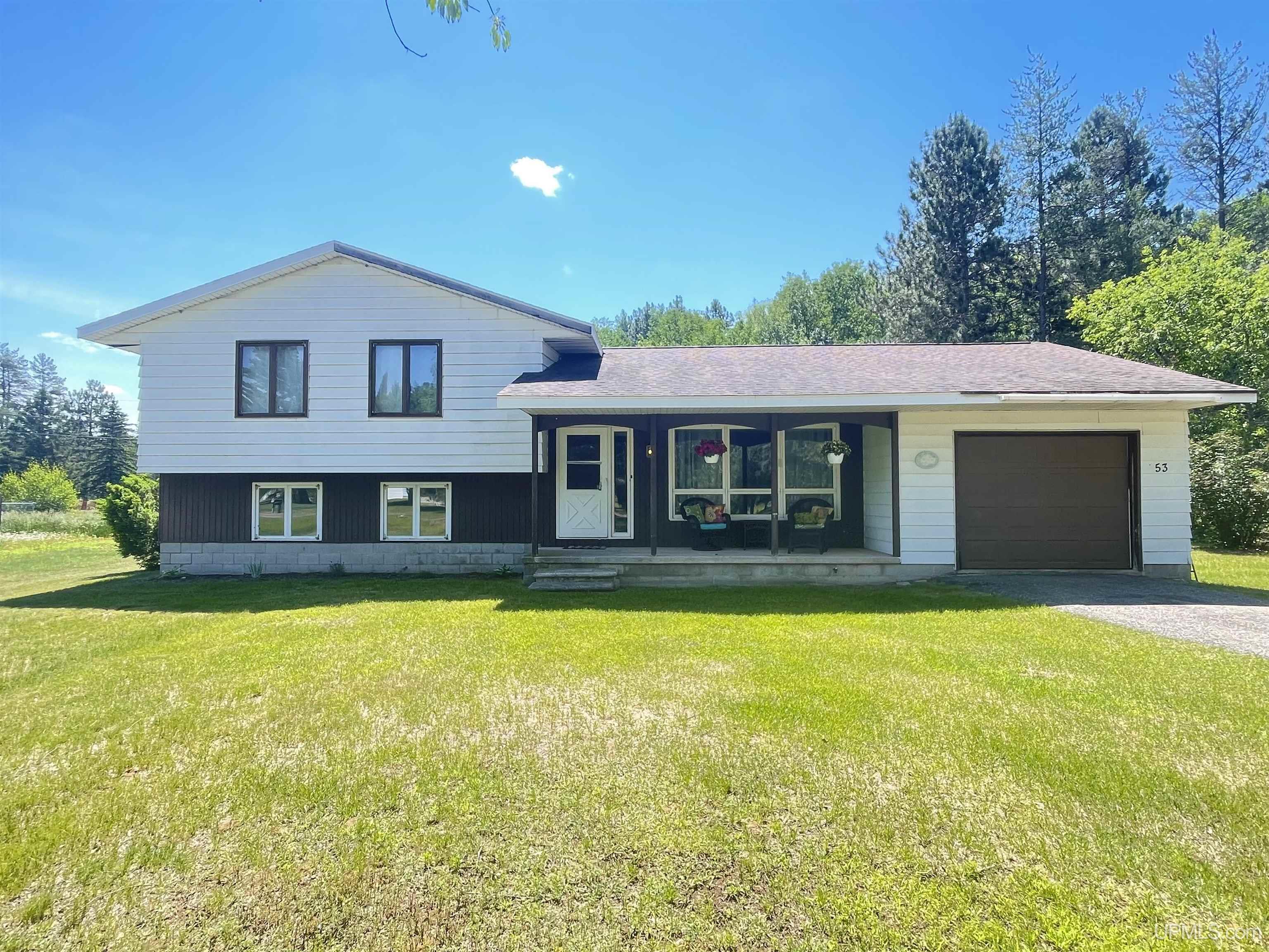 Johnson Lake Rd, Gwinn, MI 49841