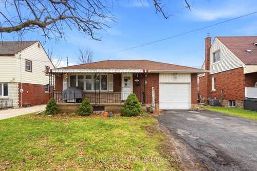 4975 Homewood Ave, Niagara Falls, ON, L2E4Y5 | Card Image
