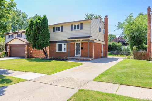 14631 Labelle St, Oak Park, MI, 48237-1149 | Card Image