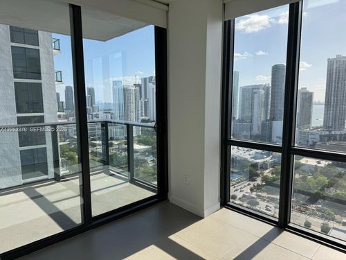 3109-1600 Ne 1st Ave, Miami, FL, 33132-1212 | Card Image