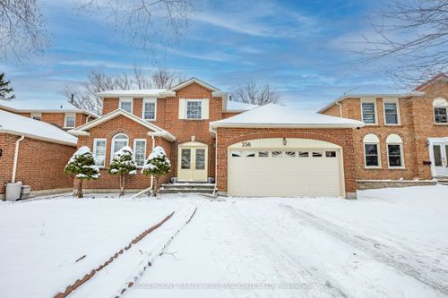 256 Centennial Rd, Scarborough, ON, M1C1Z9 | Card Image
