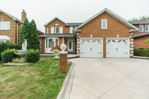4562 Penhallow Rd, Mississauga, ON, L5V1E8 | Card Image