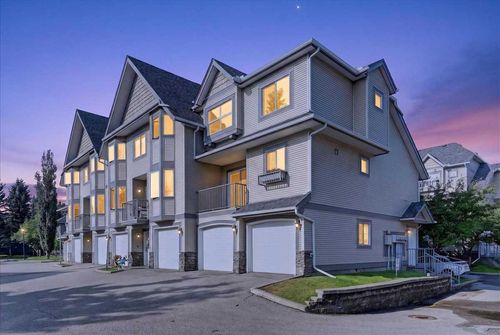86 Cedarwood Lane Sw, Calgary, AB, T2W6J3 | Card Image