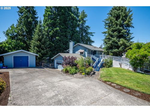 566 65th St, Springfield, OR, 97478-7044 | Card Image