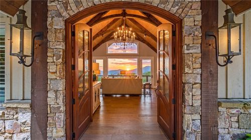 777 Green Hill Rd, Blowing Rock, NC, 28605-8212 | Card Image