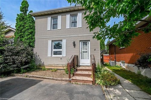 17 Wilton Ave, Welland, ON, L3C1Z8 | Card Image