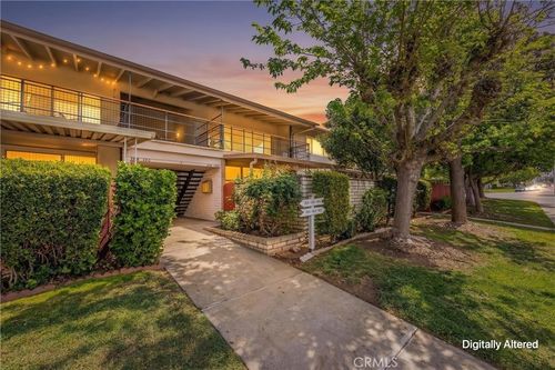 186 N Center, Redlands, CA, 92373 | Card Image