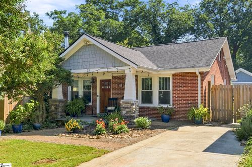 23 Underwood Ave, Greenville, SC, 29607-1817 | Card Image