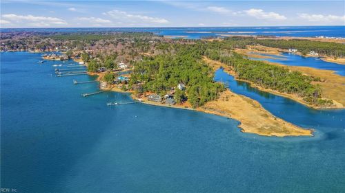 512 Spivey Ln, Seaford, VA, 23696-2687 | Card Image