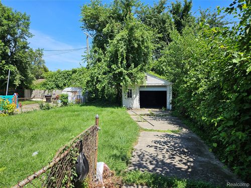 19162 Conley St, Detroit, MI, 48234-2248 | Card Image
