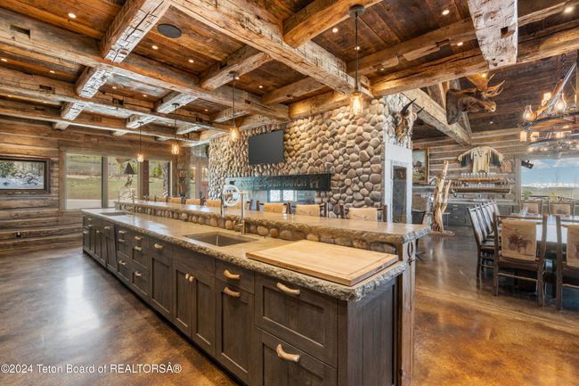 627 Ryegrass Rd, House other with 9 bedrooms, 12 bathrooms and null parking in Daniel WY | Image 15
