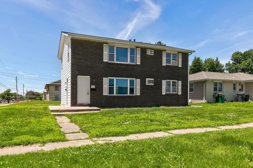 102 Nw Sharmin Dr, Ankeny, IA, 50023-2119 | Card Image
