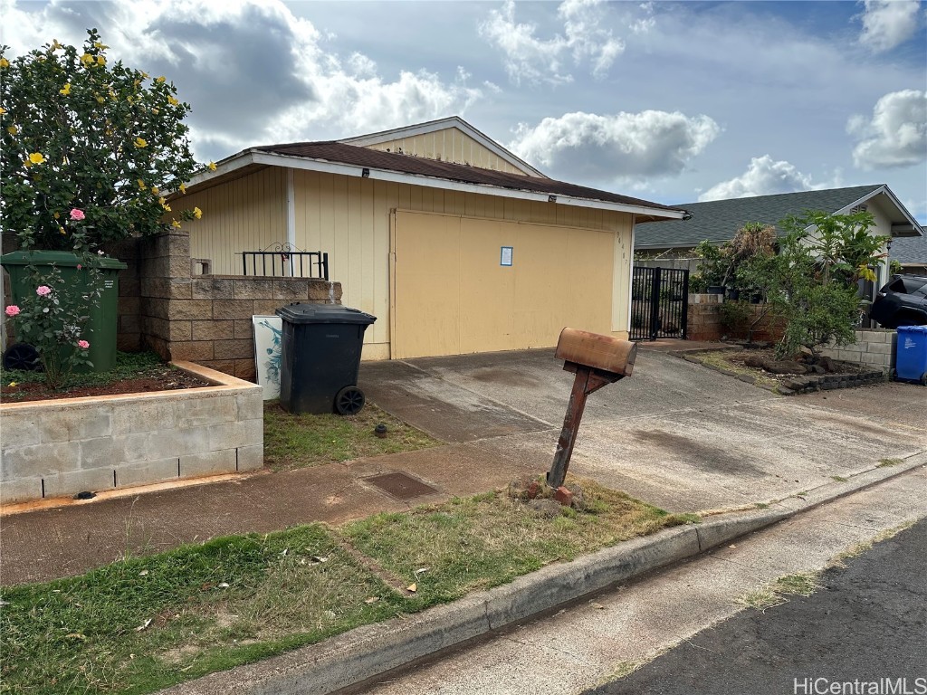 Palai St, Waipahu, HI 96797 #1