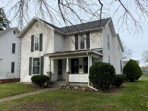 420 Maple Street, Willard, OH, 44890 | Card Image