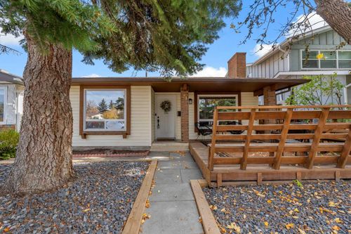 24 Midland Pl Se, Calgary, AB, T2X1P9 | Card Image