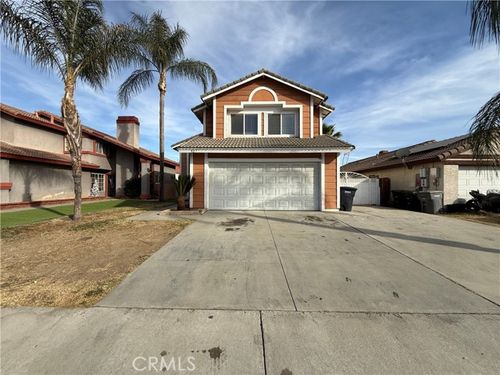 927 Dolphin Dr, Perris, CA, 92571 | Card Image