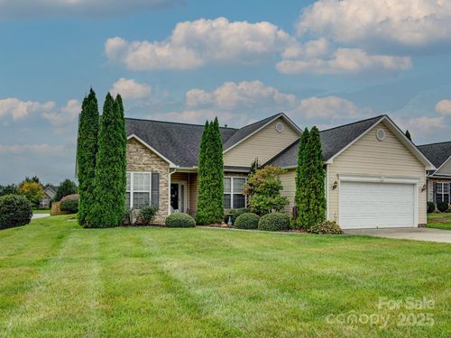 19 Pamlico Rd, Fletcher, NC, 28732-8756 | Card Image