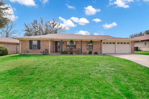 4025 Aragon Dr, Fort Worth, TX, 76133-5558 | Card Image