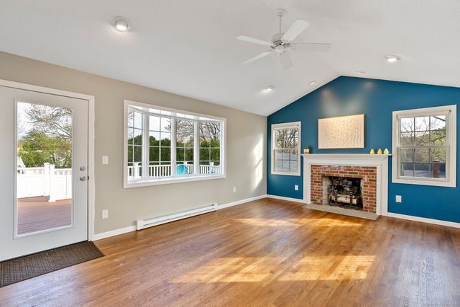 93 Valley View Dr, House other with 3 bedrooms, 2 bathrooms and null parking in Wethersfield CT | Image 21