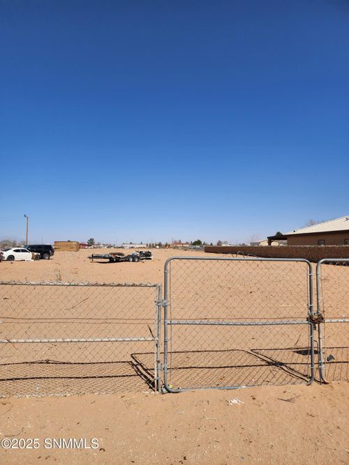 644 Mesilla View Dr, Chaparral, NM, 88081-7819 | Card Image