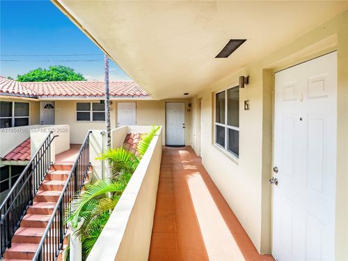 apt-15-2025 Miami Rd, Fort Lauderdale, FL, 33316-3541 | Card Image