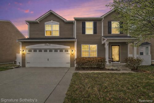 50419 Corey Ave, Chesterfield, MI, 48051-3795 | Card Image