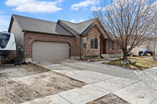 2146 E Shadow Dr, Eagle Mountain, UT, 84005-4739 | Card Image