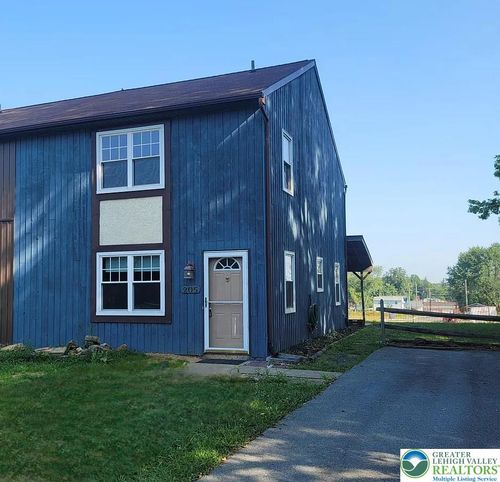 205 Willow St, Macungie, PA, 18062-1012 | Card Image