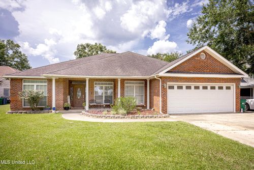 103 Glen Eagles Dr, Ocean Springs, MS, 39564-9093 | Card Image