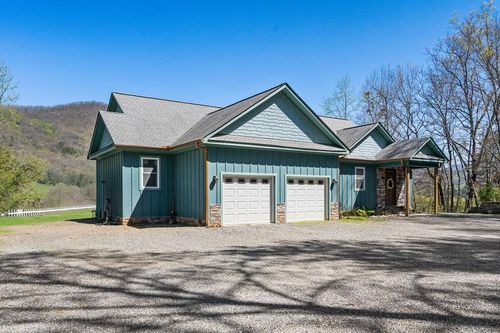 4720 Arrowhead Rd, Hiawassee, GA, 30546-4897 | Card Image