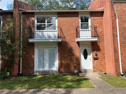 7702 Belcrest Pl, New Orleans, LA, 70126-1204 | Card Image