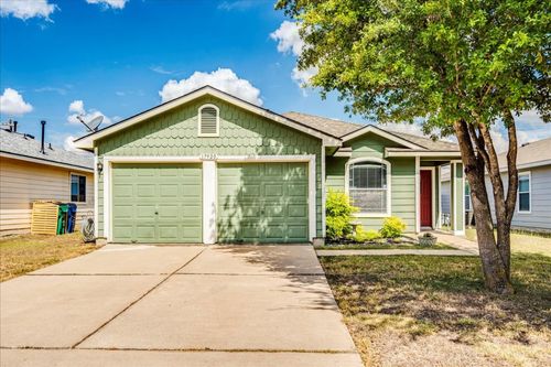 17920 Honey Locust Ln, Elgin, TX, 78621-5928 | Card Image