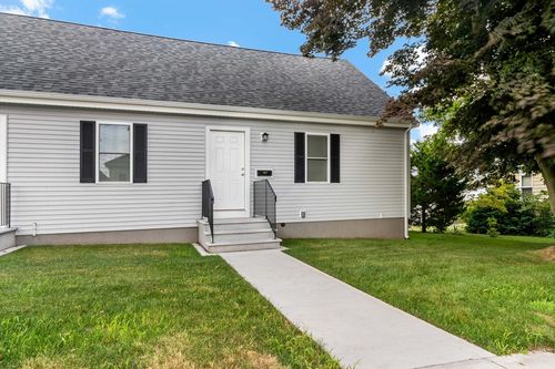 2-19 Bliss St, Dartmouth, MA, 02748-2618 | Card Image