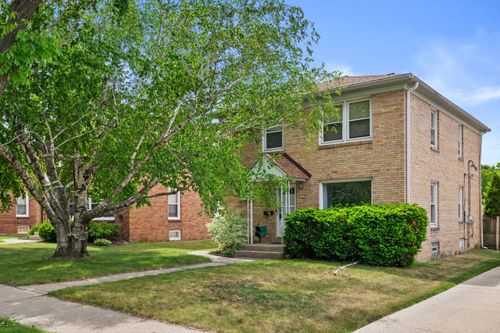 5317 W Hayes Ave, WEST ALLIS, WI, 53219-2225 | Card Image