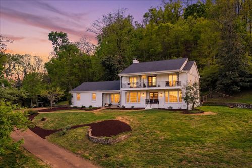 1241 Jefferson Davis Dr, Brentwood, TN, 37027-4131 | Card Image